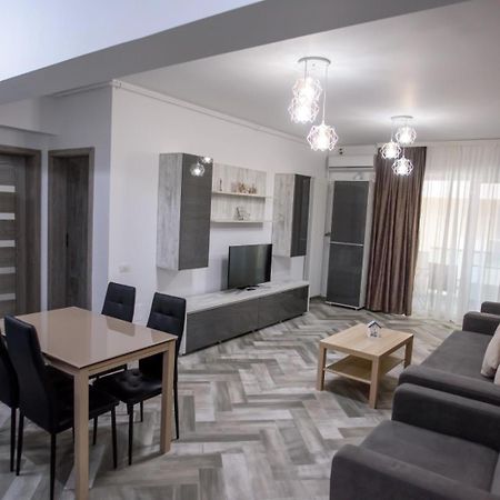 Sophia 2 & Moonlight Apartaments Mamaia Ngoại thất bức ảnh