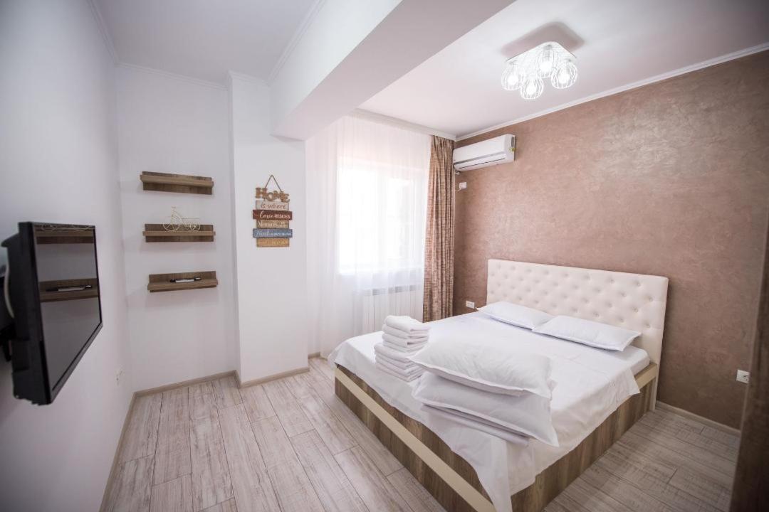 Sophia 2 & Moonlight Apartaments Mamaia Ngoại thất bức ảnh